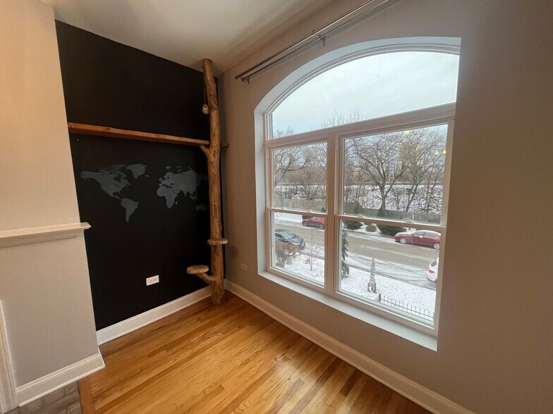 Living Room (East Facing Window) - 6444 S Dorchester Ave