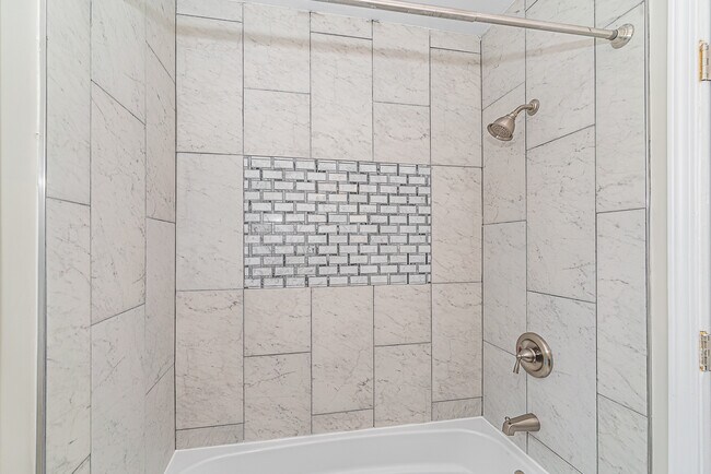 Building Photo - 4207 Main St