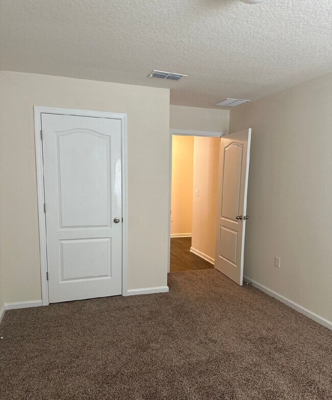 Building Photo - Cross Creek Community, Green Cove Springs Newer Home, Available For Rent