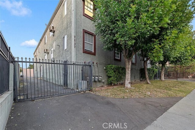 Building Photo - 7137 Greeley St