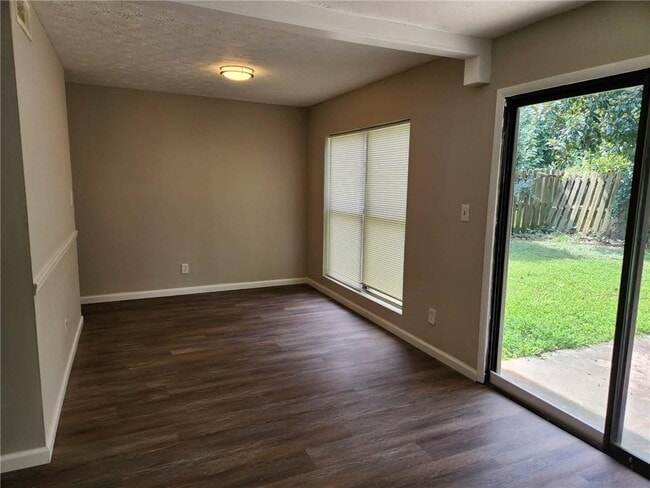 Building Photo - 169 Governors Dr