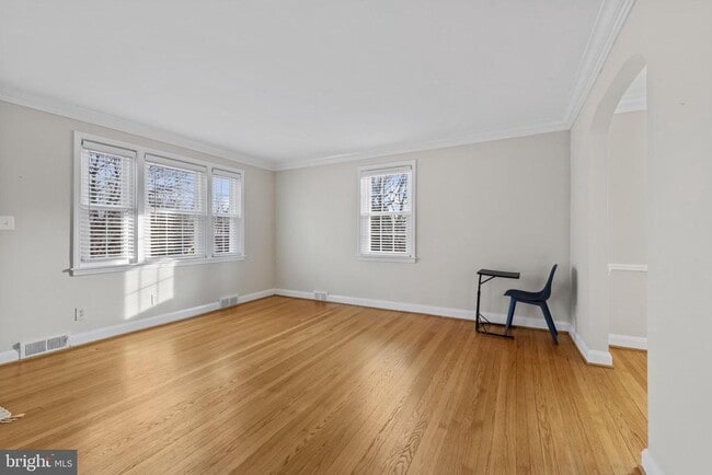 Building Photo - 169 Regester Ave