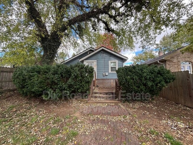 Building Photo - 1754 Suman Ave