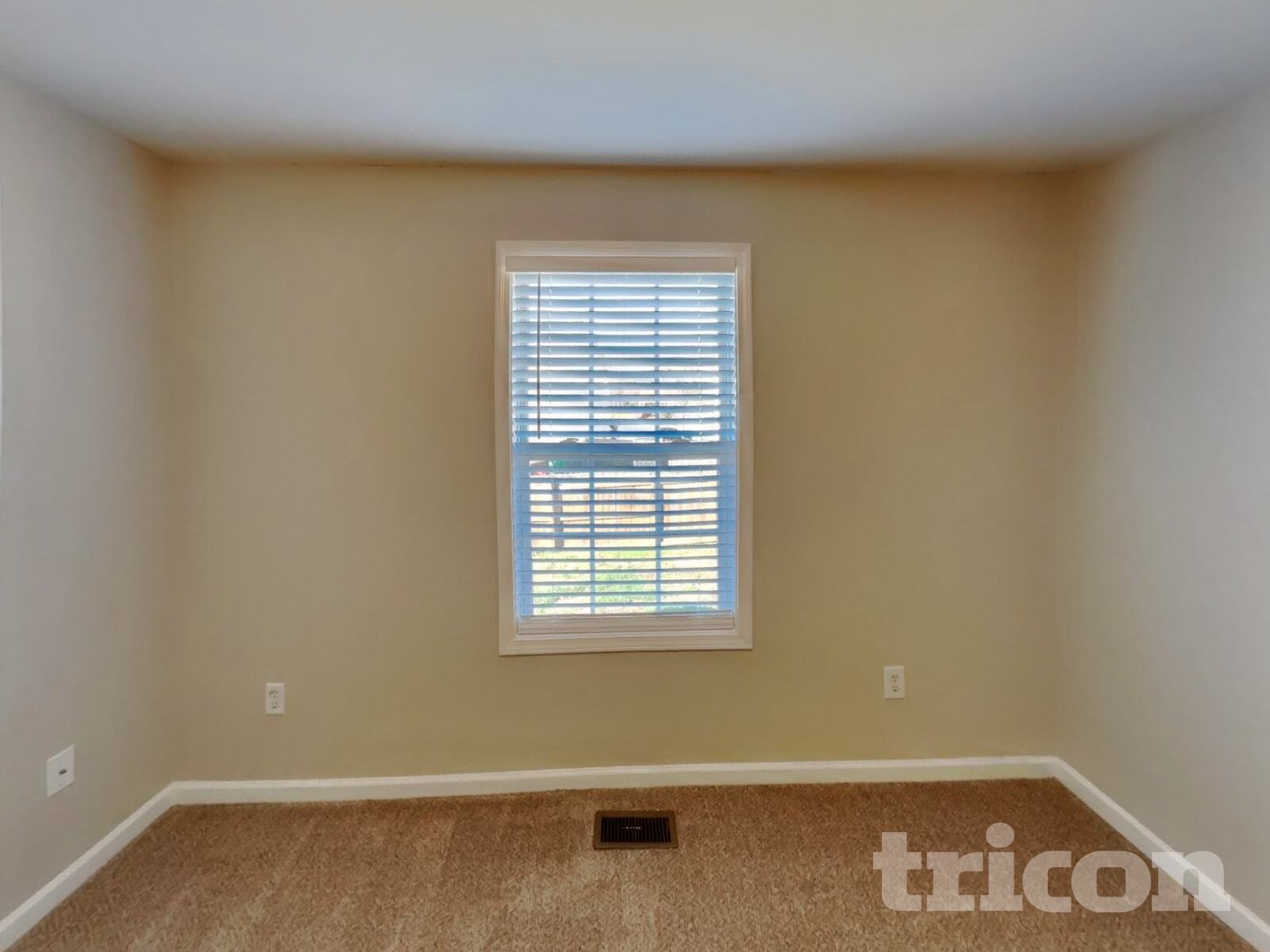 Building Photo - 1721 Stephenson Ln