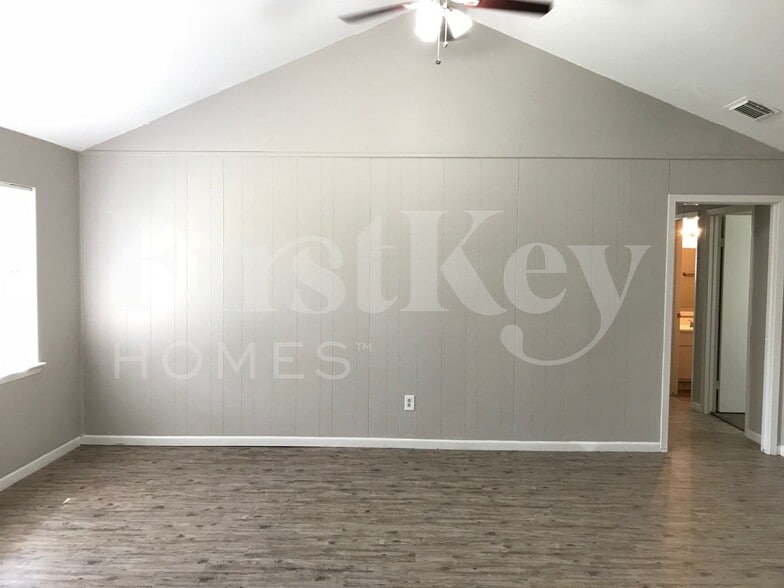 Building Photo - 6719 Indian Falls Dr