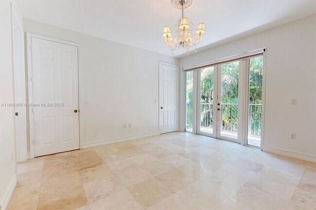 Building Photo - 3180 New York St