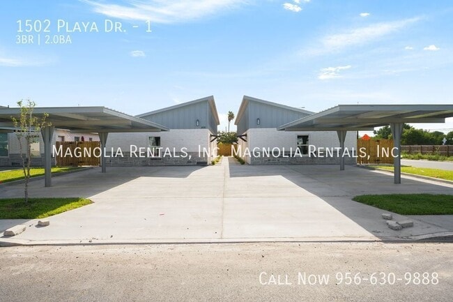 Building Photo - 1502 Playa Dr