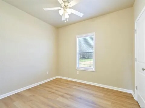 Building Photo - 142 Aspen Cir