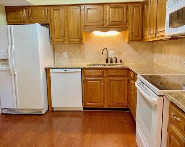 Building Photo - Tucked away in a quiet community with only one entrance and no through-traffic.