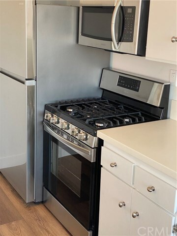 Building Photo - 2509 Bayview Dr