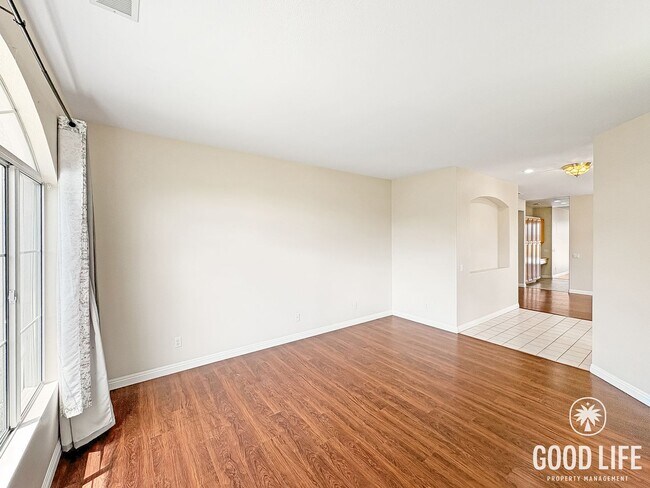 Building Photo - Gorgeous 3B/2BA House w/ Attached Garage, Storage Sheds, and Tons of Space!