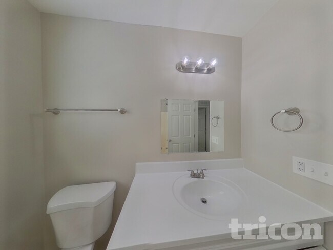 Building Photo - 8130 Chimore Ln