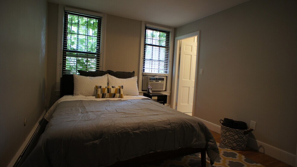 Building Photo - 65 Dartmouth St