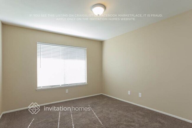 Building Photo - 24650 Myrna St