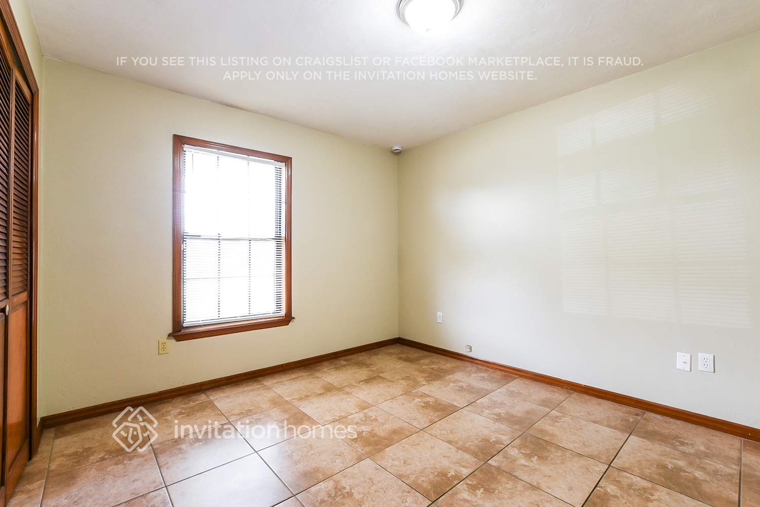 Building Photo - 644 Vicksburg St