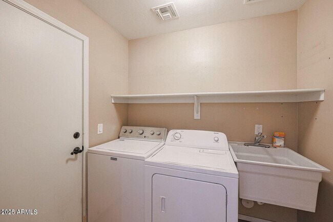 Building Photo - 15230 W Crocus Dr