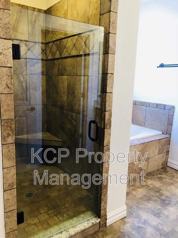 Building Photo - 8105 Cisterna Way
