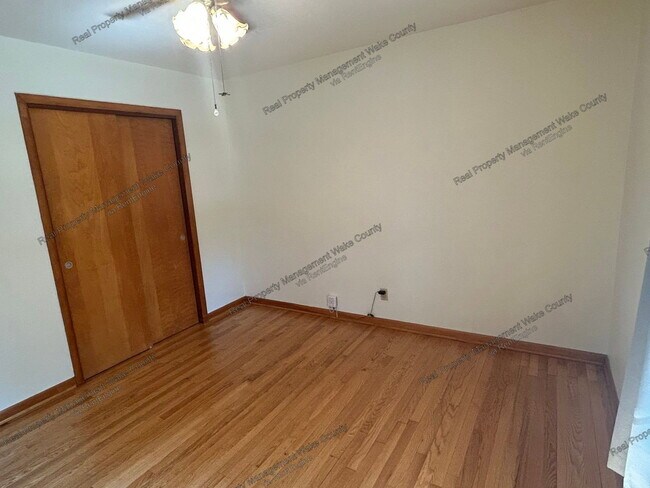 Building Photo - 7800 Penny Rd