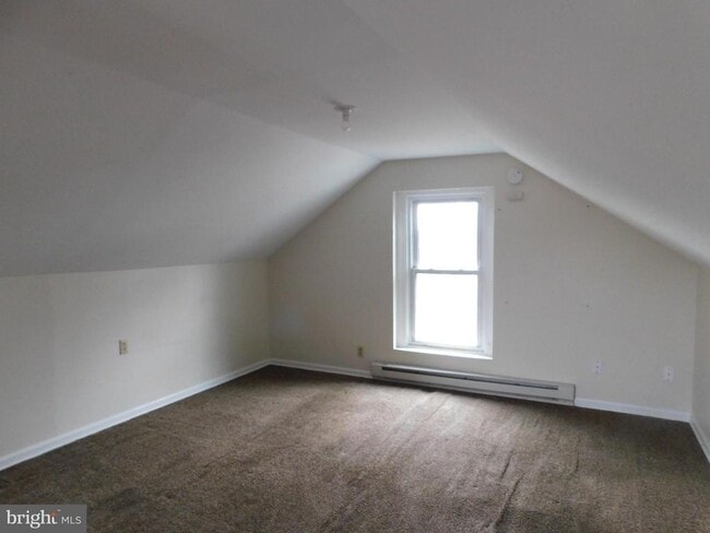 Building Photo - 614 National Ave