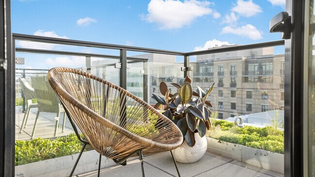 Building Photo - 1722 6th St NW