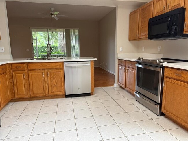 Building Photo - 4350 Hammersmith Dr