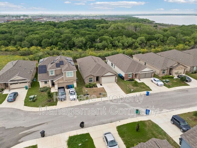 Building Photo - 634 Bean Bnd