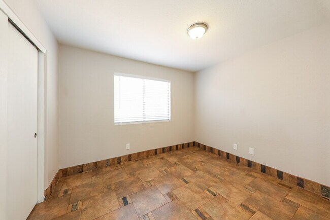 Building Photo - 17429 N 20th St