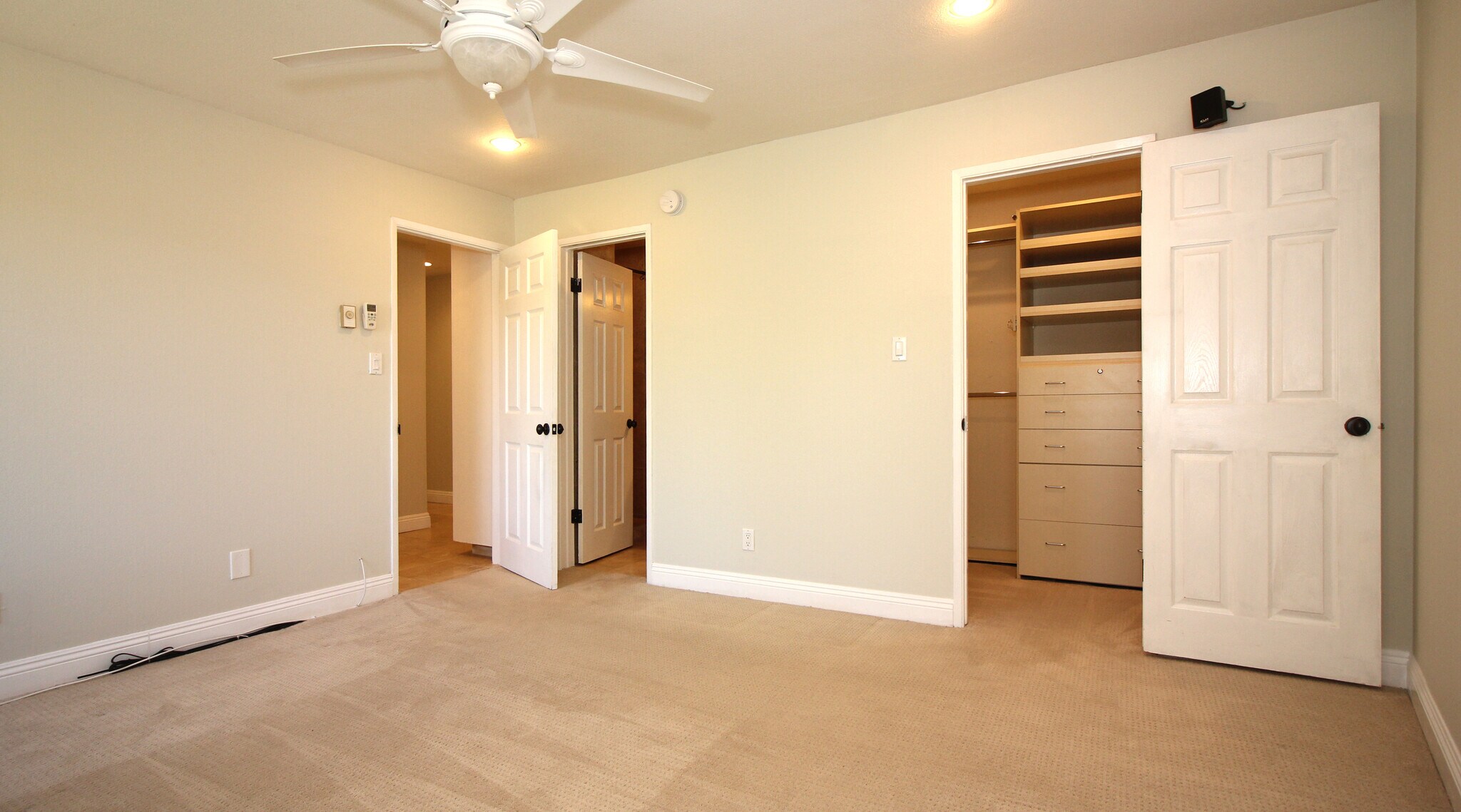Building Photo - 8163 Redlands St