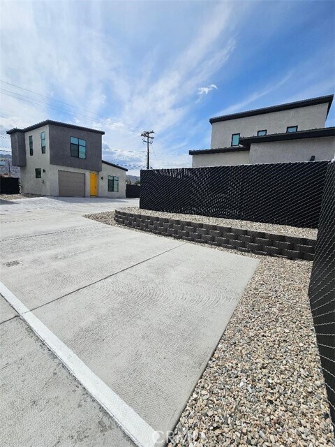 Building Photo - 5967 Bagley Ave