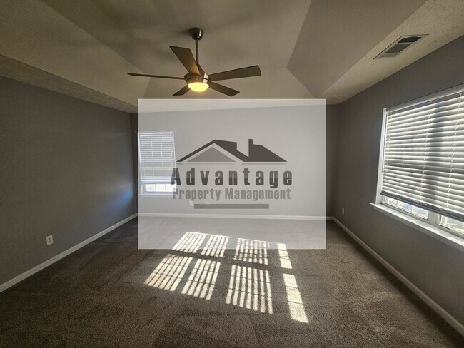 Building Photo - 2853 Da Vinci Blvd