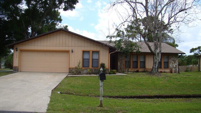 Primary Photo - 1296 Sykes Rd SE