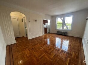 Building Photo - 0 bedroom in SUNNYSIDE NY 11104