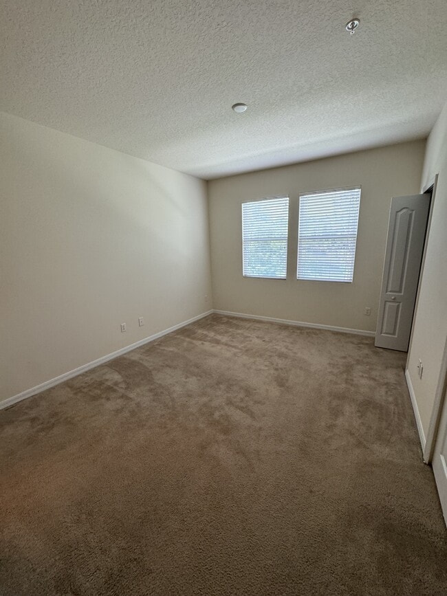 Building Photo - 14241 Oasis Cove Boulevard