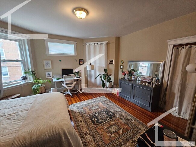 Building Photo - Brookline/Fenway Line, Recent Renovation, ...