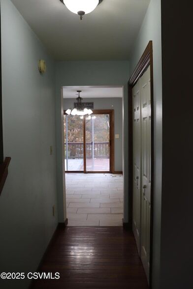 Building Photo - 108 Hawk Ridge Rd