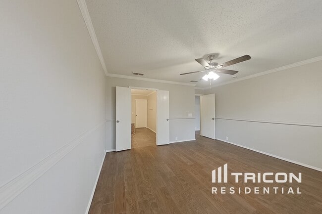 Building Photo - 820 Norfolk Dr