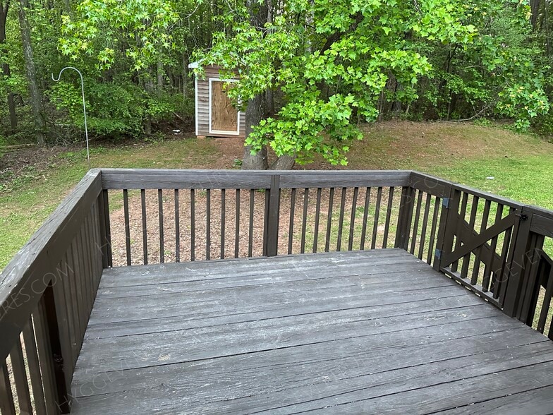 Back Patio/Storage Shed - 1209 Old Magnolia Way