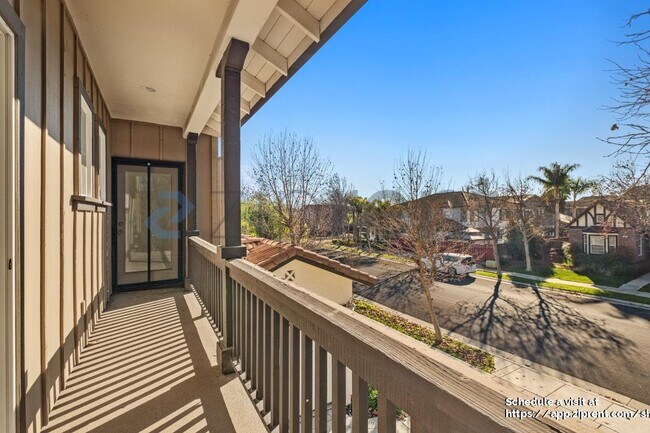 Building Photo - 155 E Heritage Dr