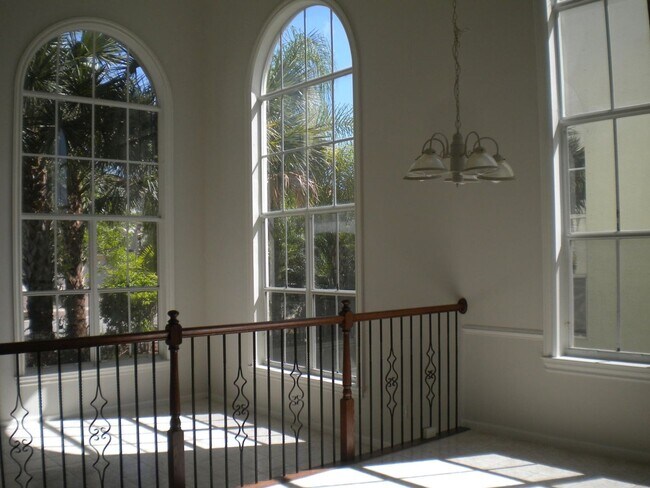 Building Photo - 9615 Shepard Pl