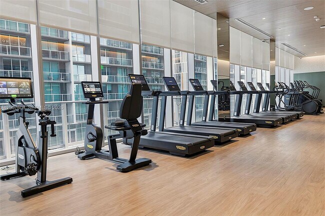 Building Photo - 77 SE 5th St