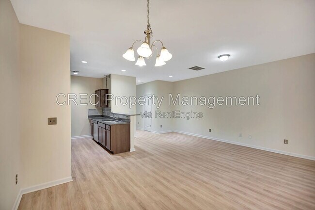 Building Photo - 140 Buchanan Cir