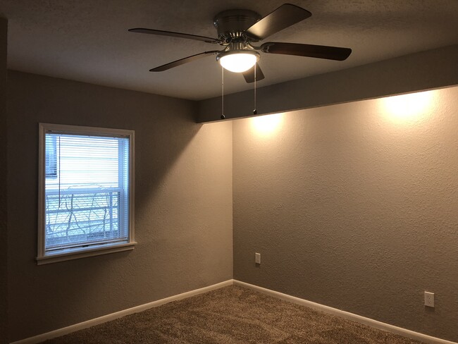 Bedroom with Recess lighting fixtures - 1822 Avenue M 1/2