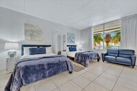 Building Photo - 611 Destiny Dr