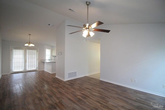 Building Photo - 7679 Old Hickory Dr