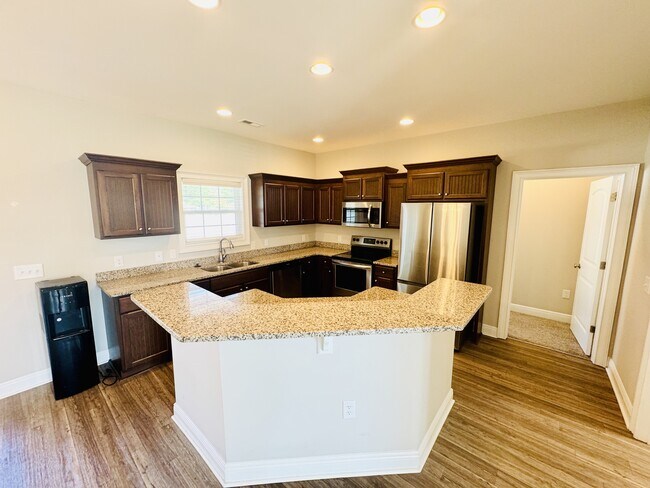 Building Photo - 211 Copperwood Lp
