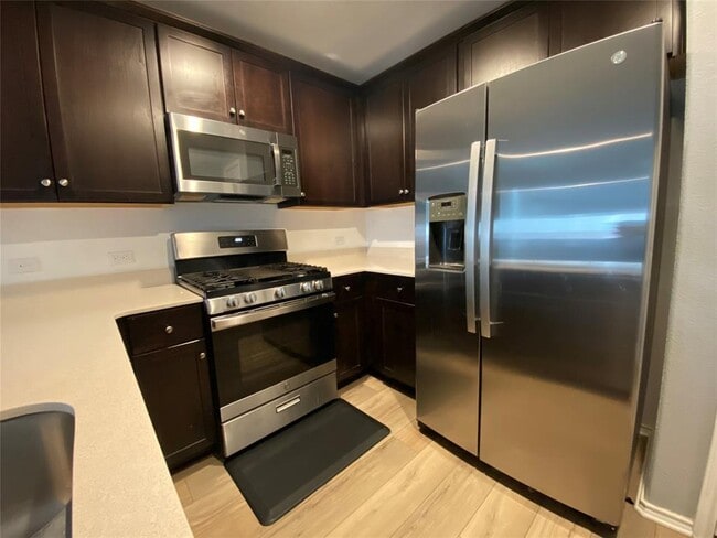 Building Photo - 13704 Knights Br Dr