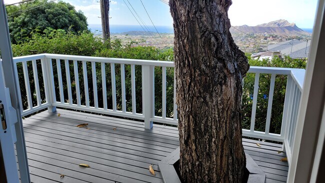 Building Photo - 4115 Sierra Dr