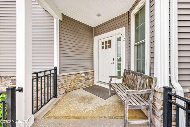 Building Photo - 2 Gonzalez Dr