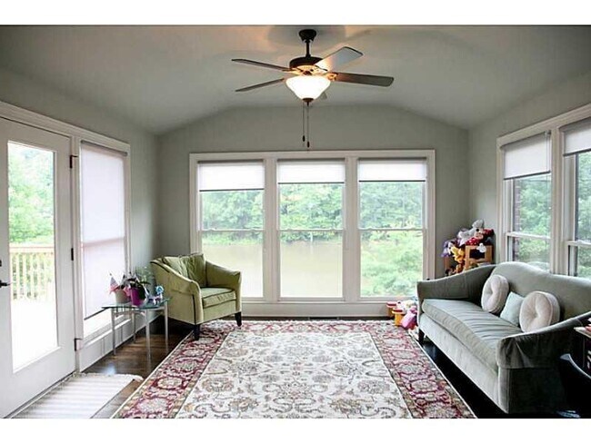 Building Photo - 3414 Willow Glen Trail