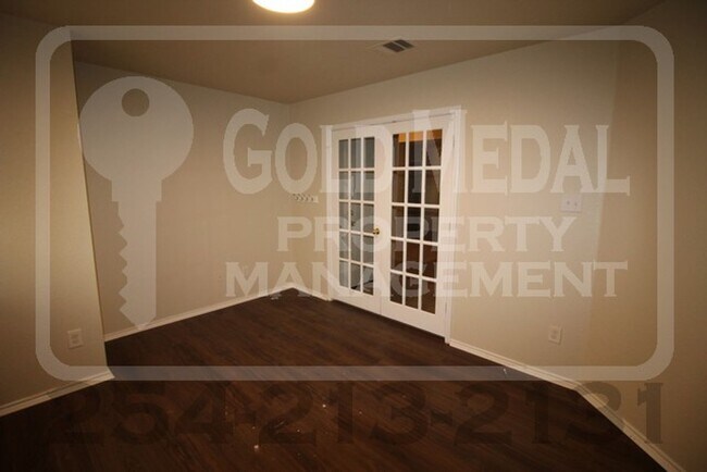 Building Photo - Willamette Wins – Where Convenience Meets Everyday Living!